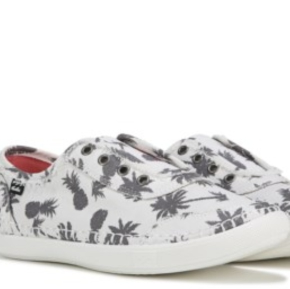 billabong slip on shoes